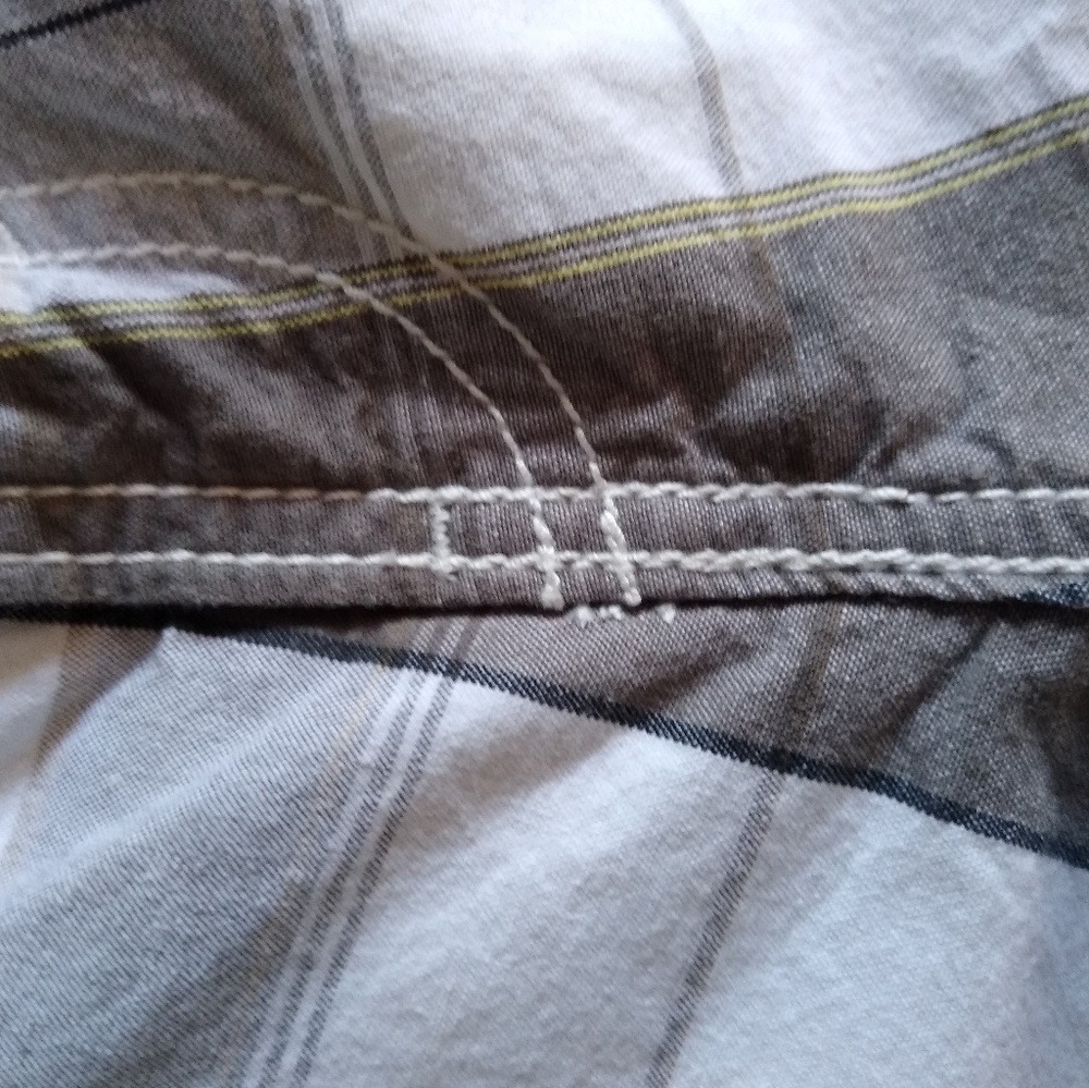 Plaid Levi's Cargo Shorts with snaps on side Cargo